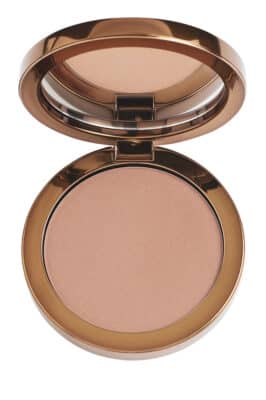 Terra Bronzer, de Masqmai, maquillaje para alrgar el bronceado